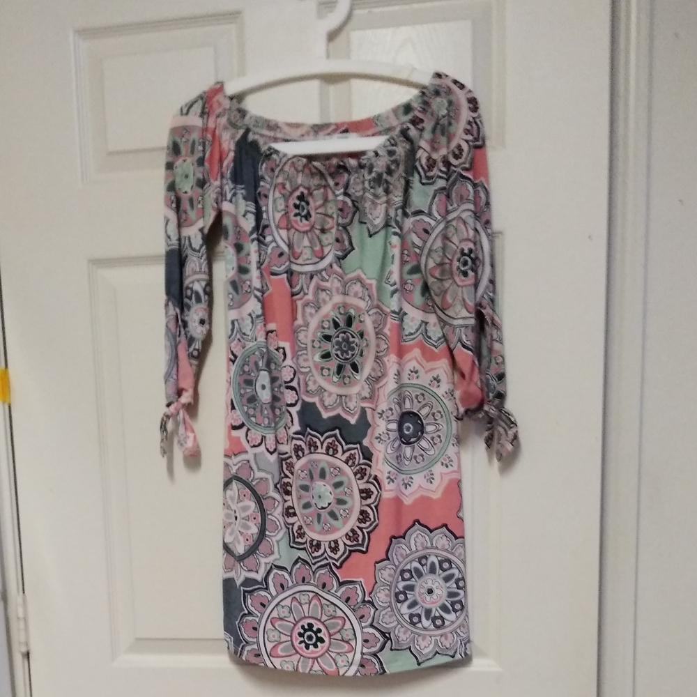 Jodefil Dress Midi Round Neck Stretches